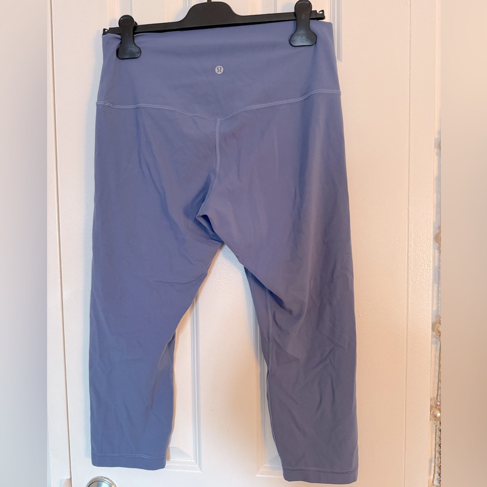 🎀HP🎀 LULULEMON LEGGINGS NWOT Sz 12 Inseam 22” 🎀 - Picture 3 of 5